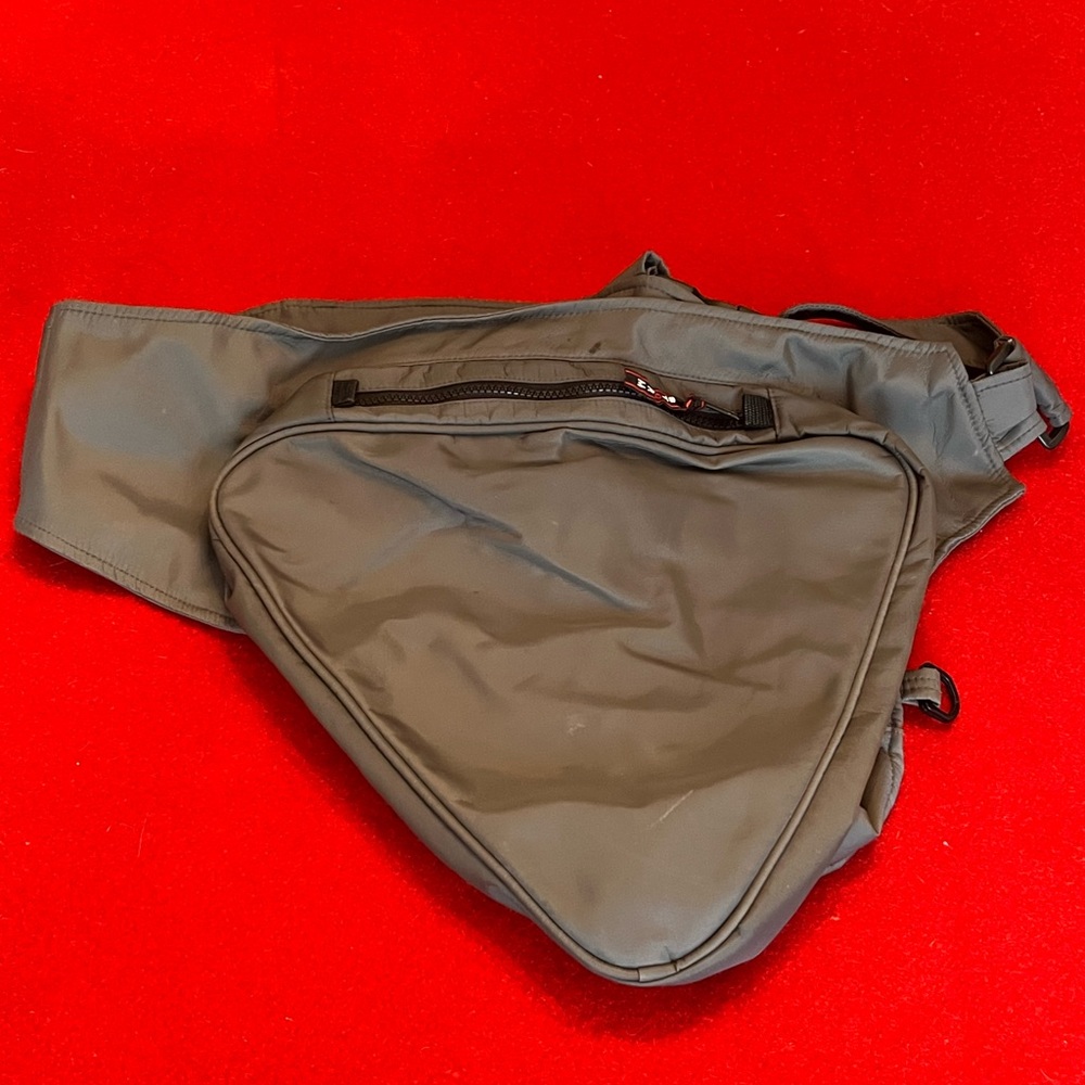 Men's Gray Sling Bag
